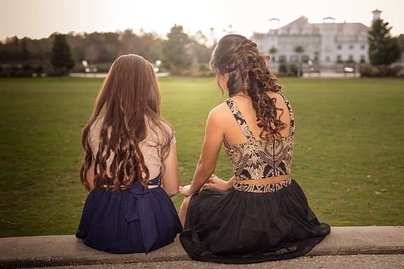 8th-grade-dance-party-2018-I-1372