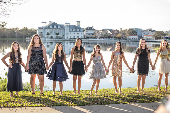8th-grade-dance-party-2018-I-1412