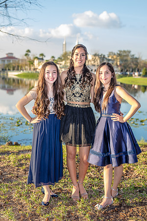 8th-grade-dance-party-2018-I-1430