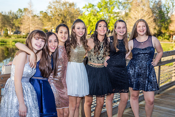 8th-grade-dance-party-2018-I-1474