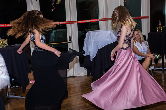 8th-grade-dance-party-2018-1599