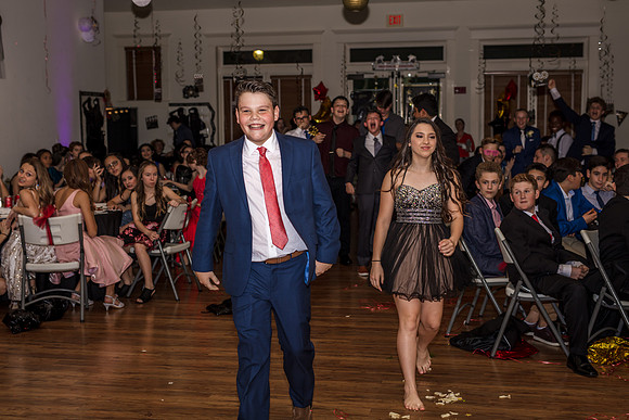 8th-grade-dance-party-2018-1681