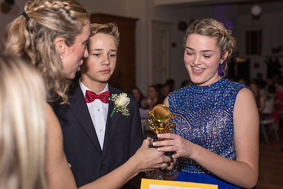 8th-grade-dance-party-2018-1687