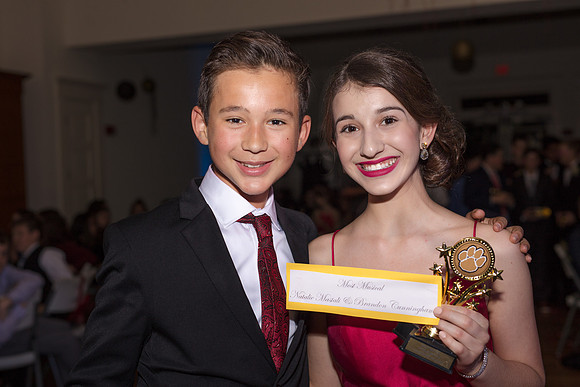 8th-grade-dance-party-2018-1700