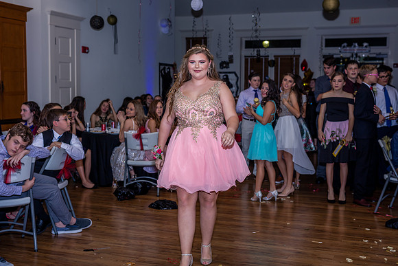 8th-grade-dance-party-2018-1712