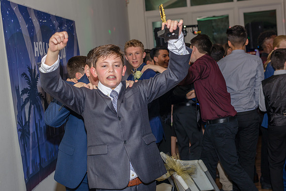 8th-grade-dance-party-2018-1740