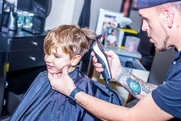 Hair-Cut-Toni-Michaels-Salon-0028J