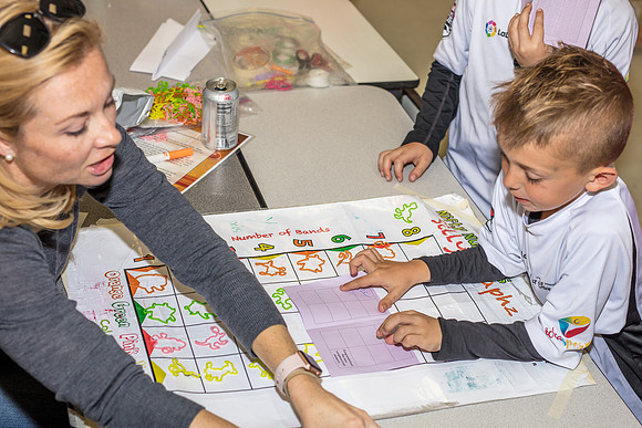 Family-Science-Night-CK8-2915
