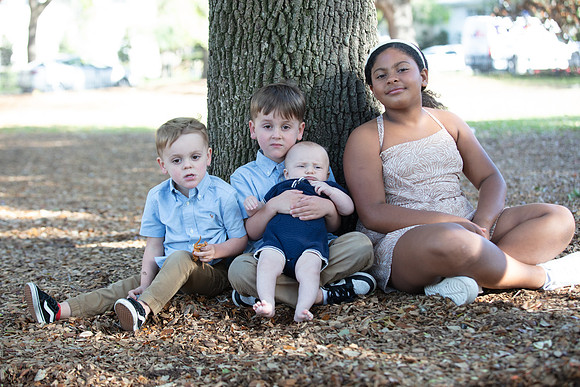 20250310-Holly-Graham-Family-Session-2141