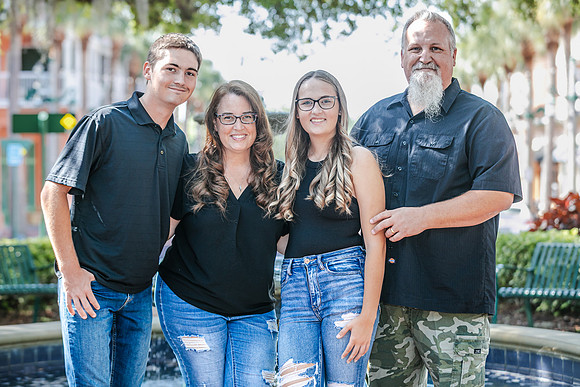 20250503-Senior-Session-Cal-Dar-9621