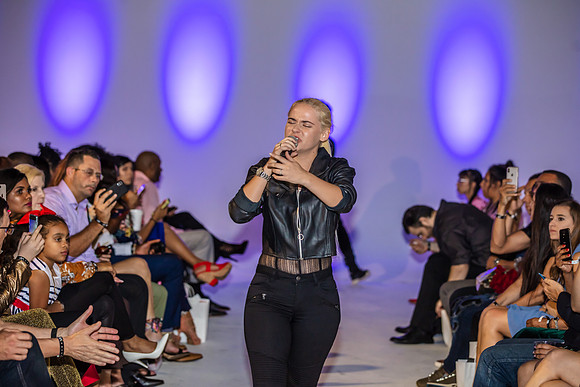 Orlando-Fashion-Week-2019-Jasmine-Tamposi-1089