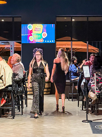 20241122-Runway-on-Tap-ApricotLane-Celebration-Brewing-4413-i