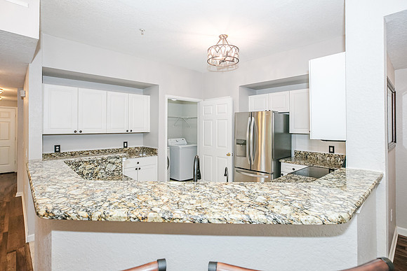20250726-Condo-211-Longview-Ave-Celebration-Ryan-Mondics-9350