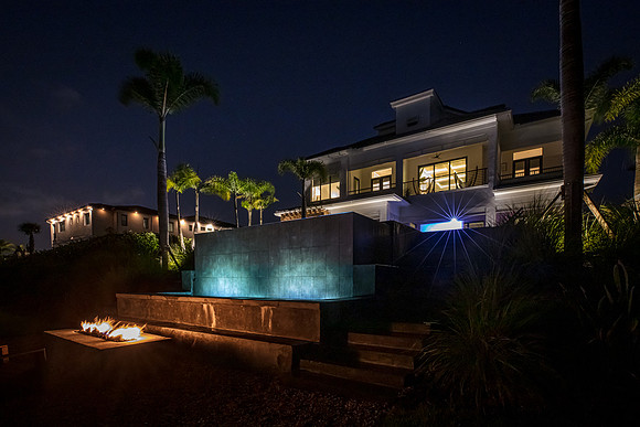 20220923-Reunion-Vacation-Home-4694backyard-night-
