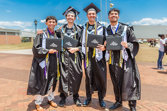 20240524-NeoCity-Academy-Grad-Ceremony-Class-of-2024-0572-