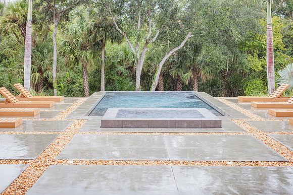 20220923-Reunion-Vacation-Home-4441pool