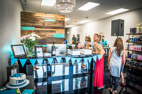 The_Salon_by_Rebecca_Juarez-7324