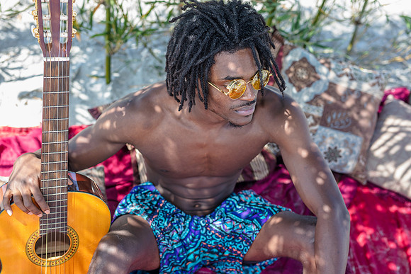 Beach-editorial-power-shoot-Tajii-9805