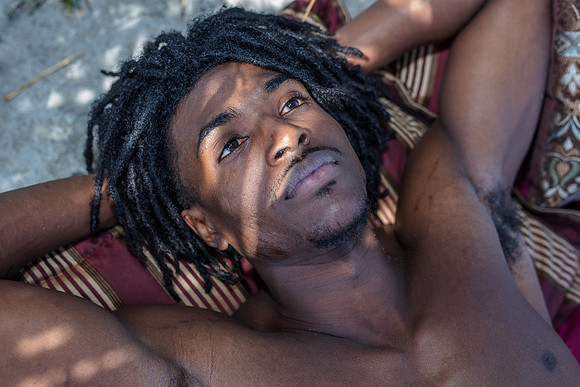 Beach-editorial-power-shoot-Tajii-9813