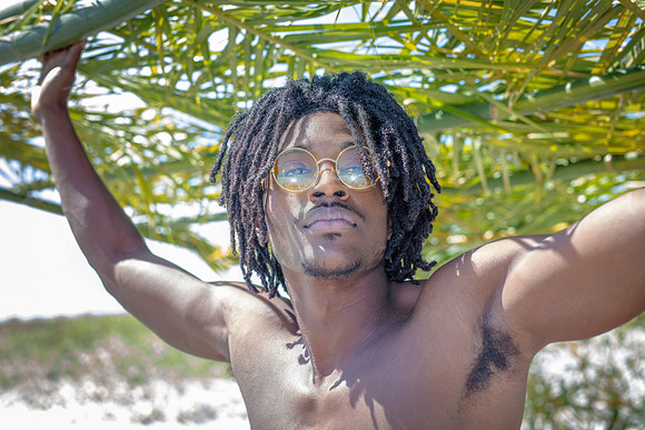 Beach-editorial-power-shoot-Tajii-9828-