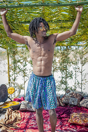 Beach-editorial-power-shoot-Tajii-9829