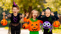 Halloween-trick-or-treat-003-