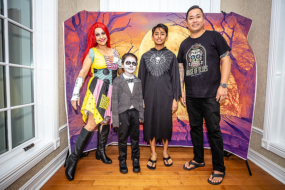 20221029-Piano-Masquerade-Concert-Bobby-Sedwick-6142