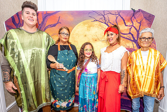 20221029-Piano-Masquerade-Concert-Bobby-Sedwick-6153_Emma-Grace-Soto-Pellot