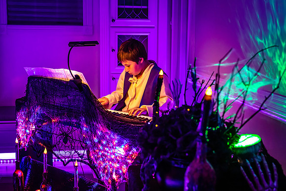 20221029-Piano-Masquerade-Concert-Bobby-Sedwick-6229