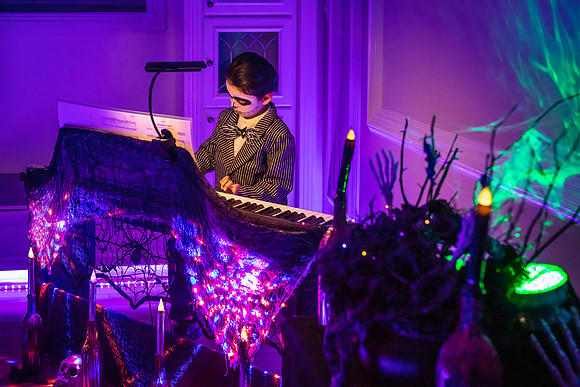 20221029-Piano-Masquerade-Concert-Bobby-Sedwick-6279