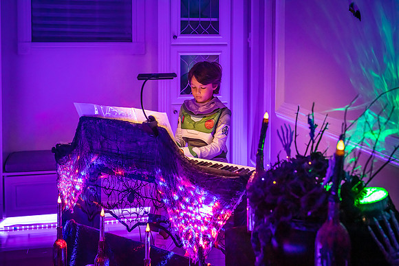 20221029-Piano-Masquerade-Concert-Bobby-Sedwick-6294