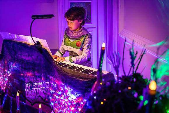 20221029-Piano-Masquerade-Concert-Bobby-Sedwick-6300