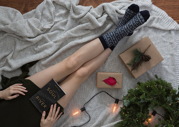 Christmas-thought-catalog-9ySIw-pyQ9o