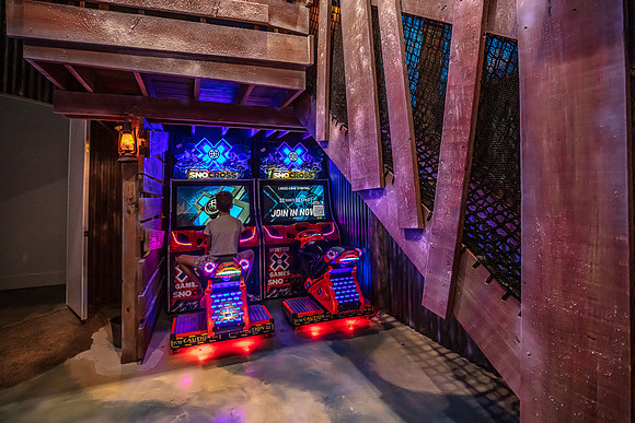 20220923-Reunion-Vacation-Home-4660m-gameroom