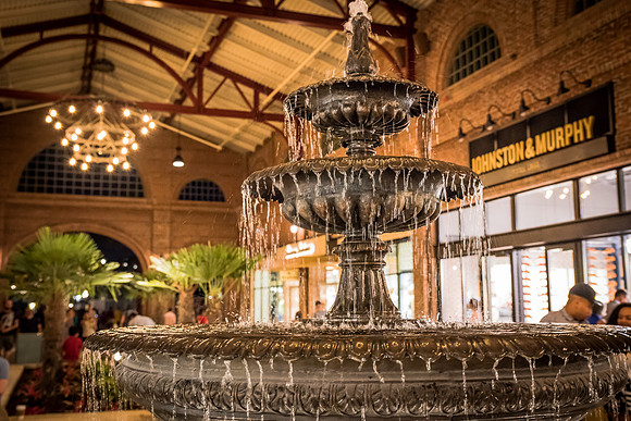 Disney-Springs-Fountain-0157.jpg