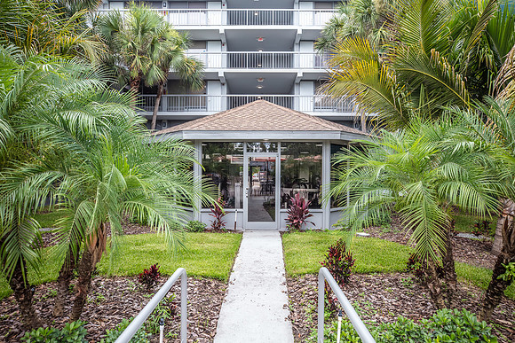 20240629-The-Irlo-Extented-Stay-Apartments-1080