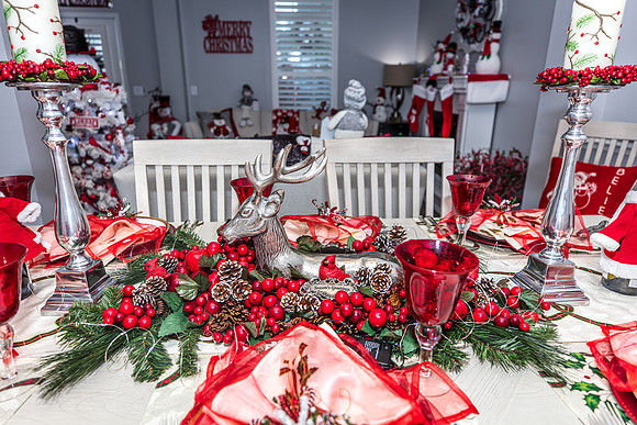 Celebration-Holiday-Home-Tour-2022_Stop6-866-Spring-Park-Loop-6901-
