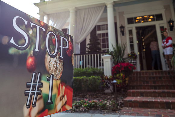 Celebration-Holiday-Home-Tour-2022_Stop1-506-Longmeadows-St-7005