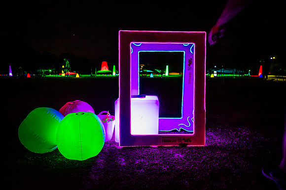 Glow-golf-life-event-3858gl