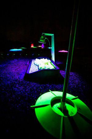 Glow-golf-life-event-4060