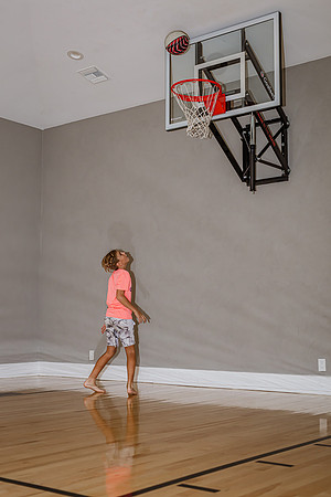 20220923-Reunion-Vacation-Home-4430m-basketball