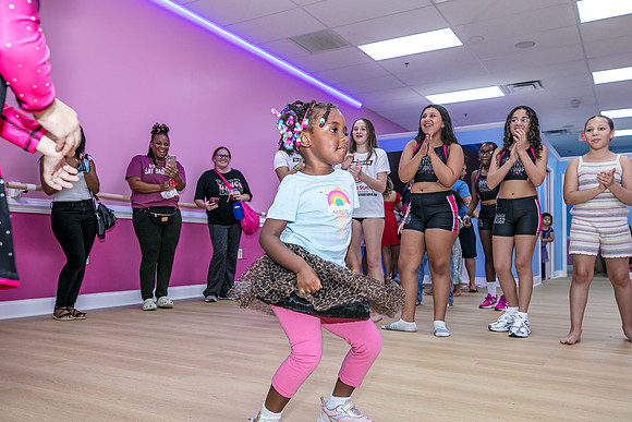 20250809-Dance-Station-Studios-Grand-Opening-0130-