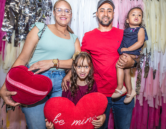 Valentines-Dance-Party-Fundraiser-IVES-2024-4445