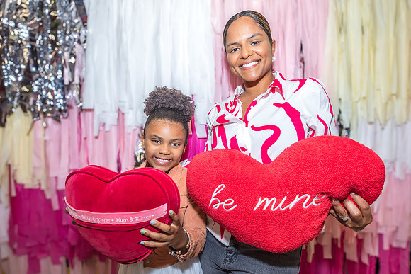 Valentines-Dance-Party-Fundraiser-IVES-2024-4475-