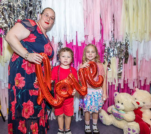 Valentines-Dance-Party-Fundraiser-IVES-2024-4488