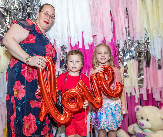Valentines-Dance-Party-Fundraiser-IVES-2024-4489