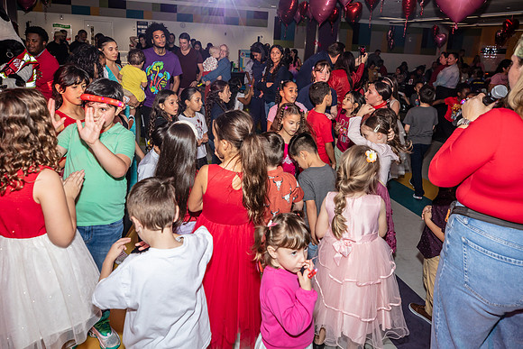 Valentines-Dance-Party-Fundraiser-IVES-2024-4573
