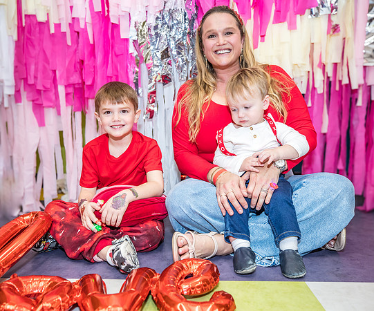 Valentines-Dance-Party-Fundraiser-IVES-2024-4612
