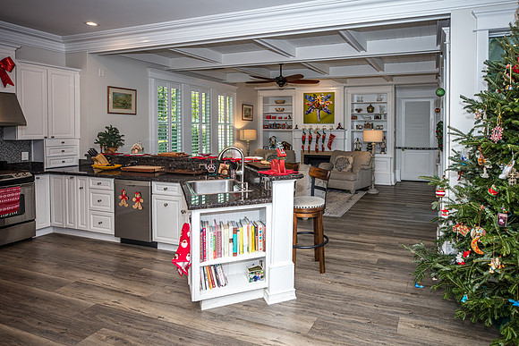 Celebration-Holiday-Home-Tour-2022_Stop4-515-Longmeadows-St-6808-
