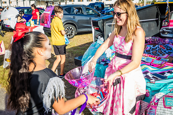 20241030-IVES-Trunk-or-Treat-3336
